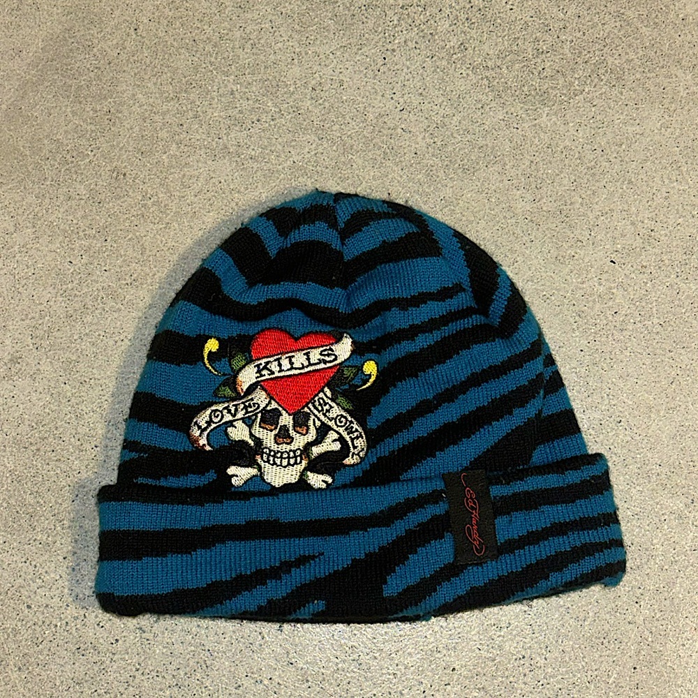 Ed Hardy Love Kills Slowly beanie